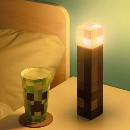 Futavion®Torch Light -  2 Light Modes, 2 Modes of Use, Battery Powered, Gift for Gamers